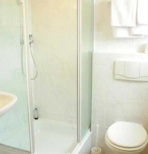 Eschborner Hof 3*
